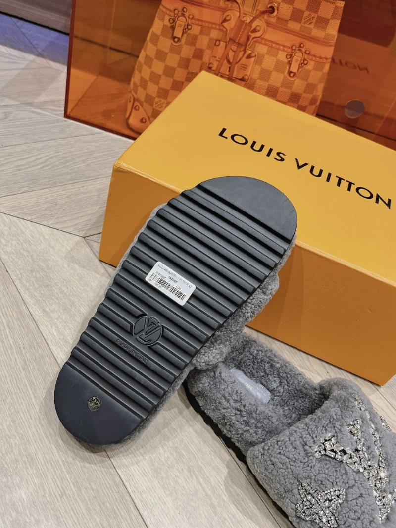 Louis Vuitton Slippers